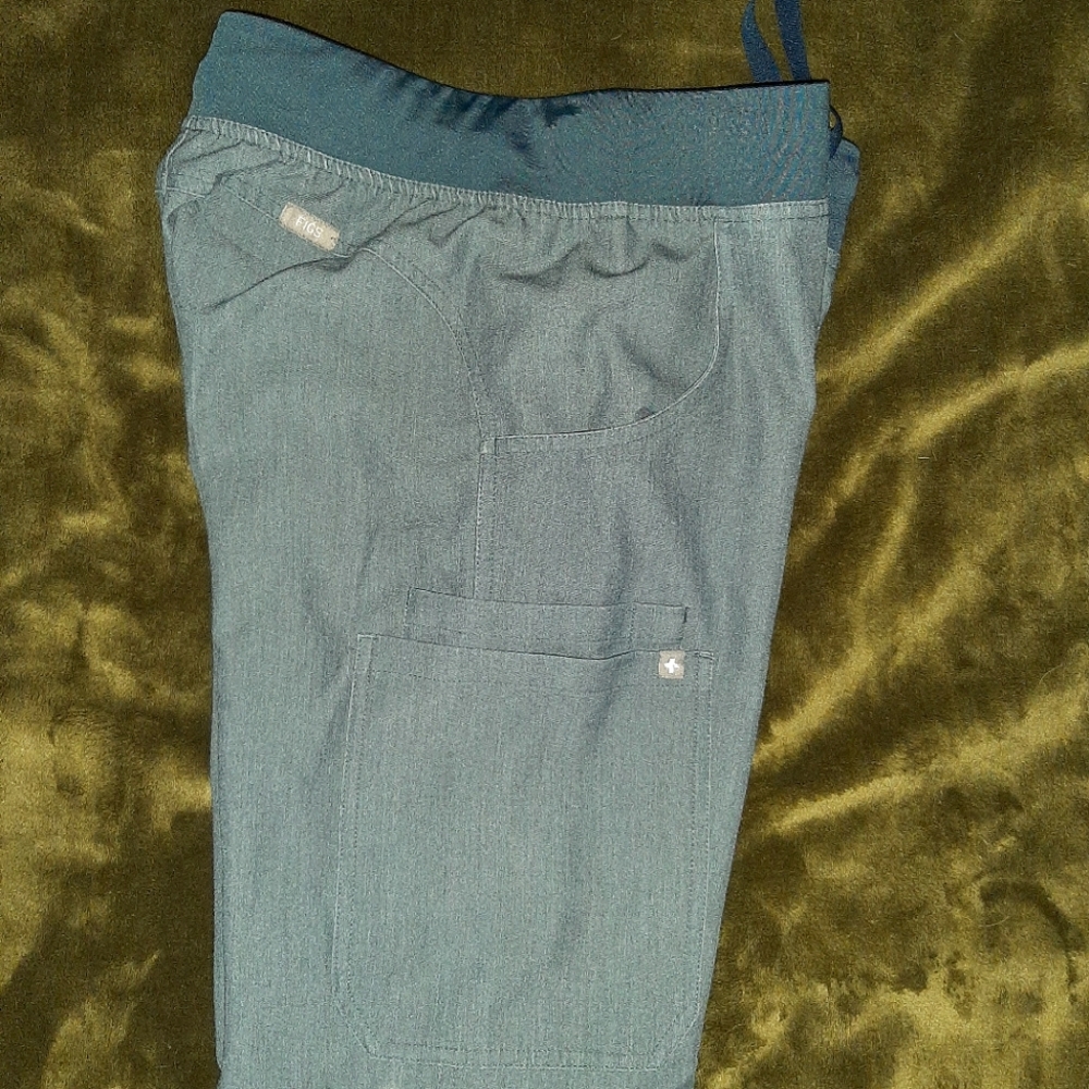 Blue Heather/Denim-style Figs Kade Scrubs